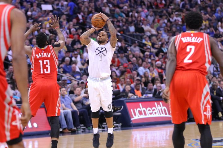 Harden opäť nezastaviteľný, v Los Angeles vzývali LeBrona