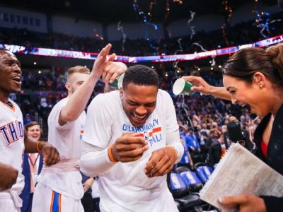 Westbrook sa 41. triple-double v sezóne vyrovnal historickému lídrovi Robertsonovi