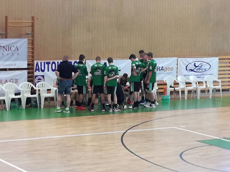 M-SR starších žiakov: Úspešné obraty Levíc i Žiliny