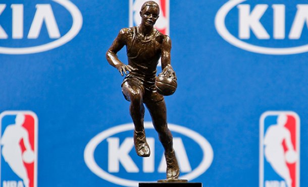 Ocenenie MVP získa jeden z trojice Harden, Westbrook, Leonard