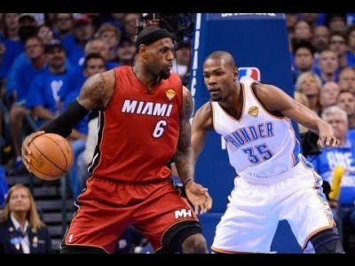 Vo finále aj repríza súboja James – Durant z roku 2012