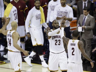 Cleveland predviedol famózny úvod a neuveriteľnú trojkovú streľbu