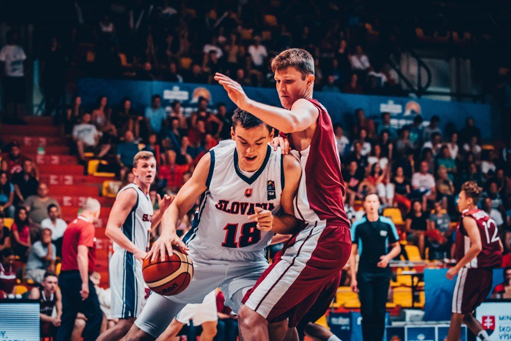Slováci vstúpili do turnaja ME U18 prehrou s Lotyšskom