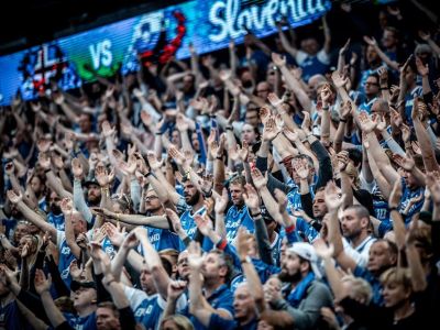 Islandskí fanúšikovia si podmanili Helsinki