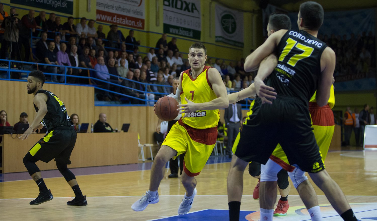 VIDEO Spišiaci šokovali vicemajstra, Inter vyhral v Prievidzi, Košice nadelili stovku