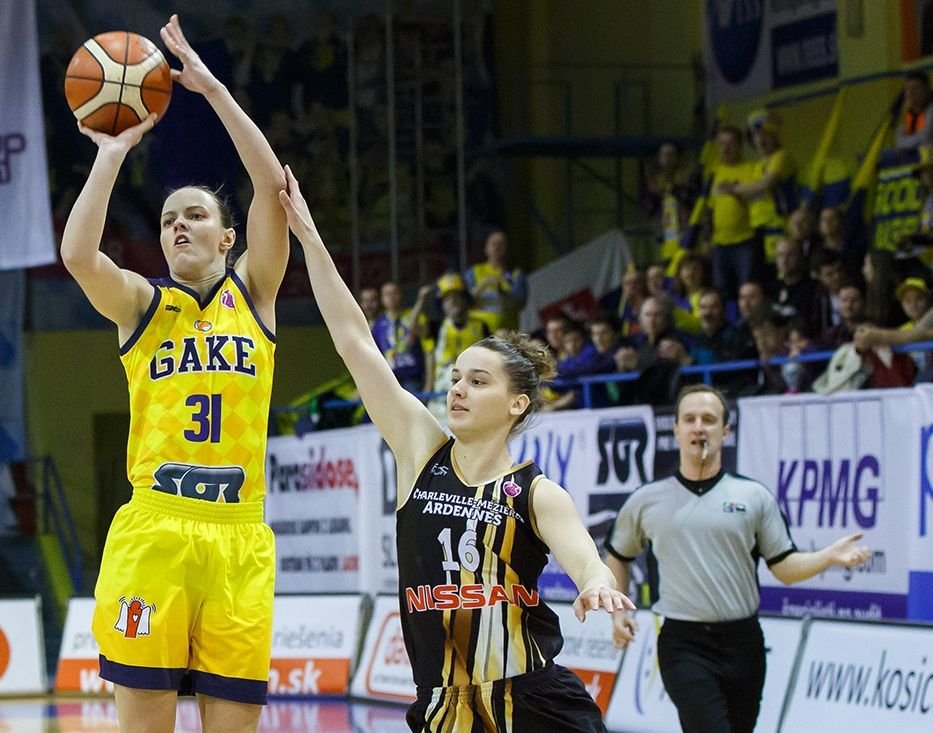V ženskom pohári FIBA tri slovenské tímy, dva v jednej skupine