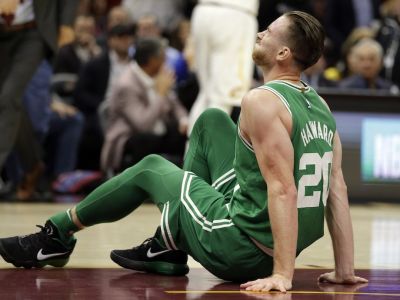 Hayward vylúčil možnosť návratu v tejto sezóne