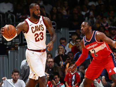Cleveland vyhral vo Washingtone, LeBron James nastrieľal 57 bodov