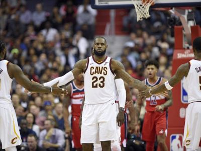 VIDEO LeBron explodoval 57 bodmi, Cleveland má však najhoršiu obranu v NBA