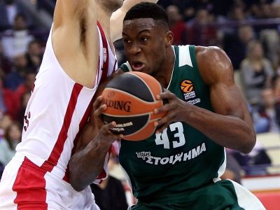 V gréckom derby uspel Panathinaikos nad Olympiakosom