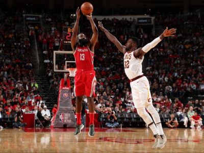 Hráčmi týždňa James Harden a LeBron James