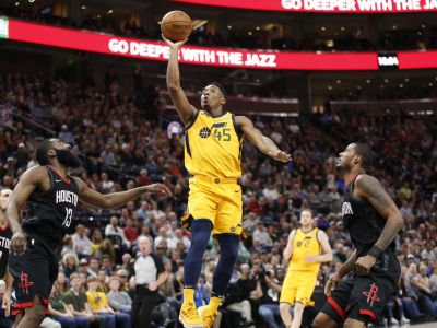 NBA tímy o ňom pochybovali, dnes mu dáva rady LeBron či Paul George