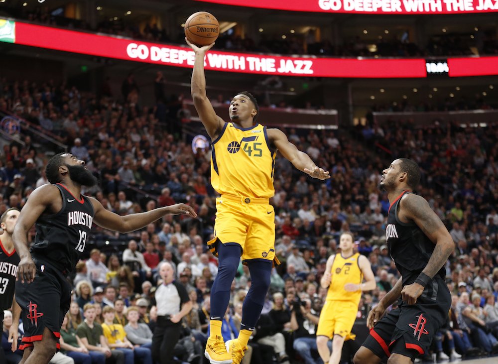 NBA tímy o ňom pochybovali, dnes mu dáva rady LeBron či Paul George