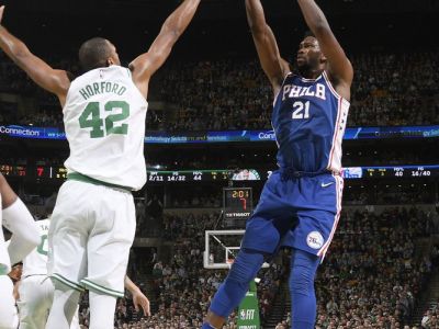Boston opäť neúspešný, Cleveland po štyroch prehrách vydrel víťazstvo, Hardenov vydarený návrat