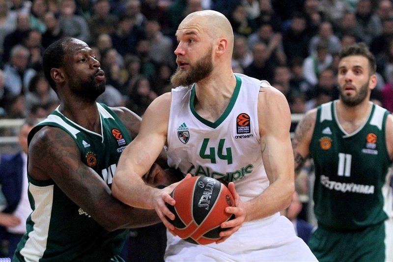 Panathinaikos zdolal doma Žalgiris až po predĺžení