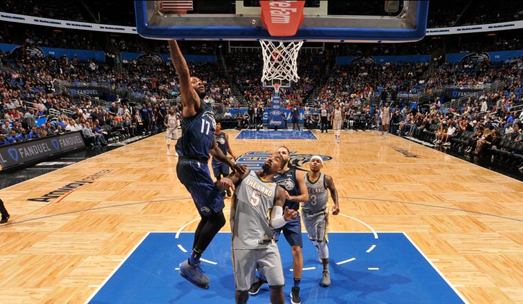 Cleveland prehral v Orlande, Oklahoma jasne zdolala Golden State