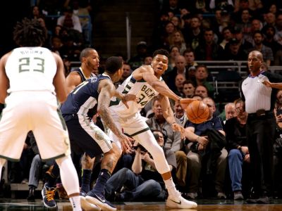 Denver vyhral v Milwaukee, premenil 24 trojok