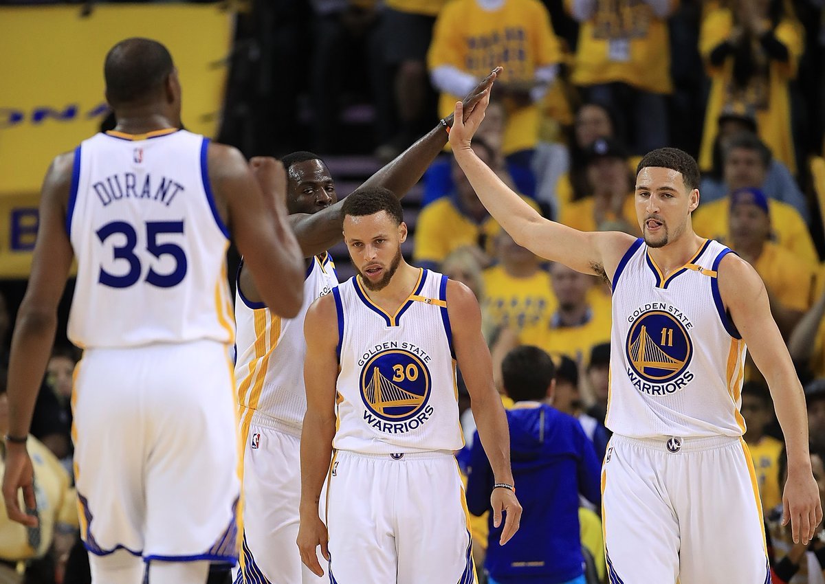 Warriors prekvapili Cavaliers skvelou obranou