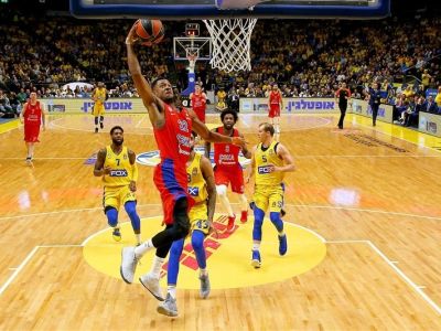 Sú ako z inej planéty. Hrajú nádherný basketbal, tvrdí o CSKA Moskva tréner súpera