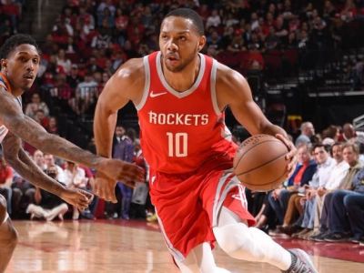 Víťazstvá Houstonu, Toronta aj Portlandu