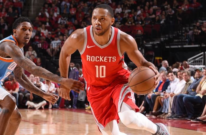 Víťazstvá Houstonu, Toronta aj Portlandu