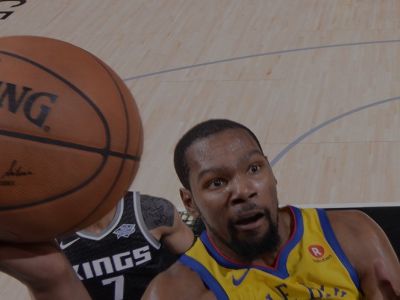 Boston v šlágri zdolal Toronto, Golden State ukončilo neúspešnú sériu