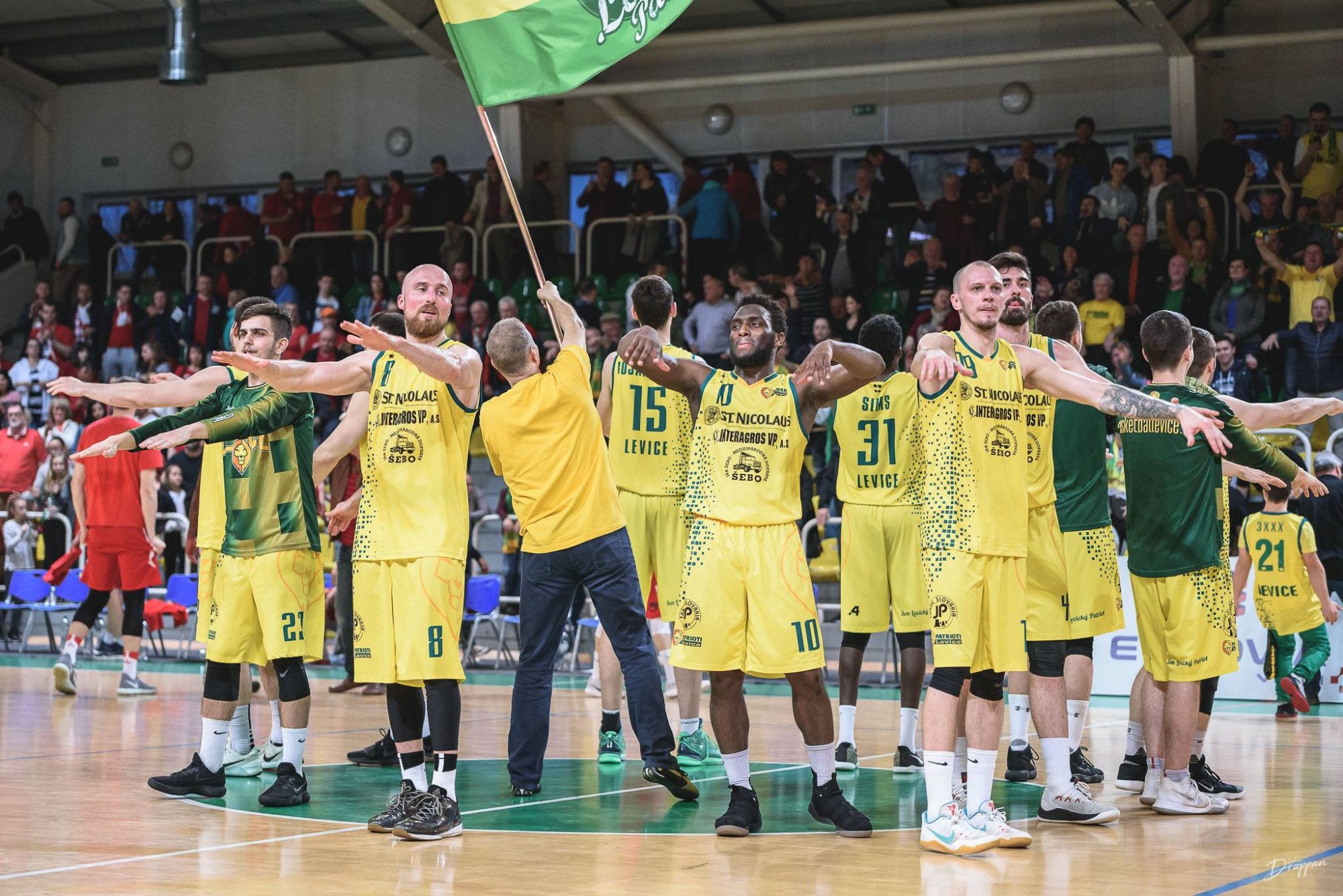 Levice majú prvú výhru po supervýkone v obrane, Bowman si ani neškrtol