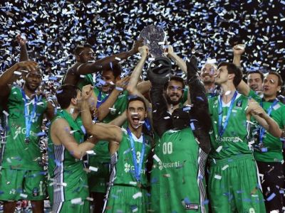 Darüssafaka Istanbul triumfovala v EuroCup-e, zahrá si budúci rok Euroligu
