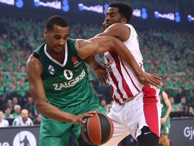 Žalgiris Kaunas vedie v sérii nad Olympiakosom Pireus 2:1
