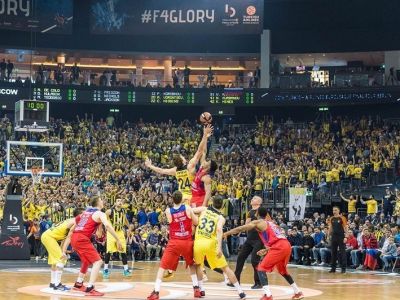 Zahrajú si o európsky titul CSKA Moskva a Fenerbahce? Real Madrid a Žalgiris budú proti