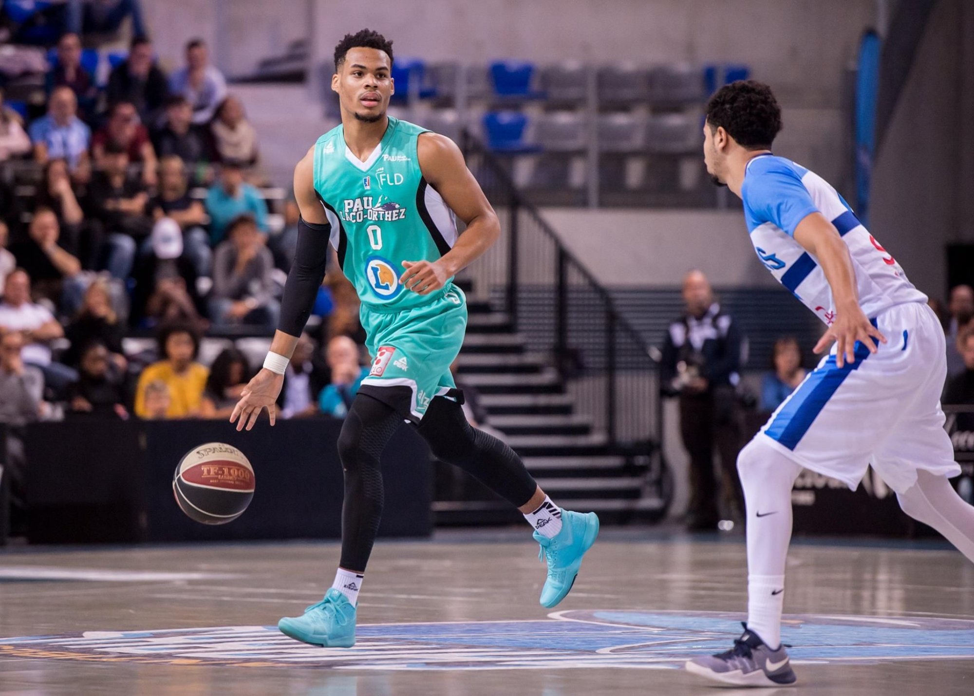Mladý Francúz nastrieľal v playoff 44 bodov, jeho cena pred draftom do NBA stále stúpa