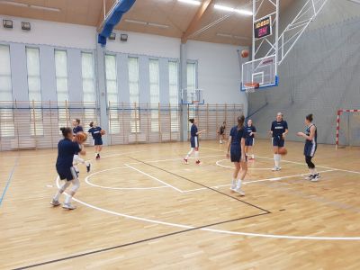Slovenské dievčatá v kategórii do 20 rokov zatiaľ v príprave bez výhry