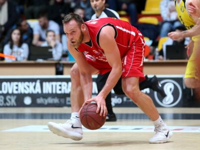 Eurobasket ho kedysi zaradil medzi TOP 5 Slovákov. Komárno Hofericovi pomohlo, ale má rezervy