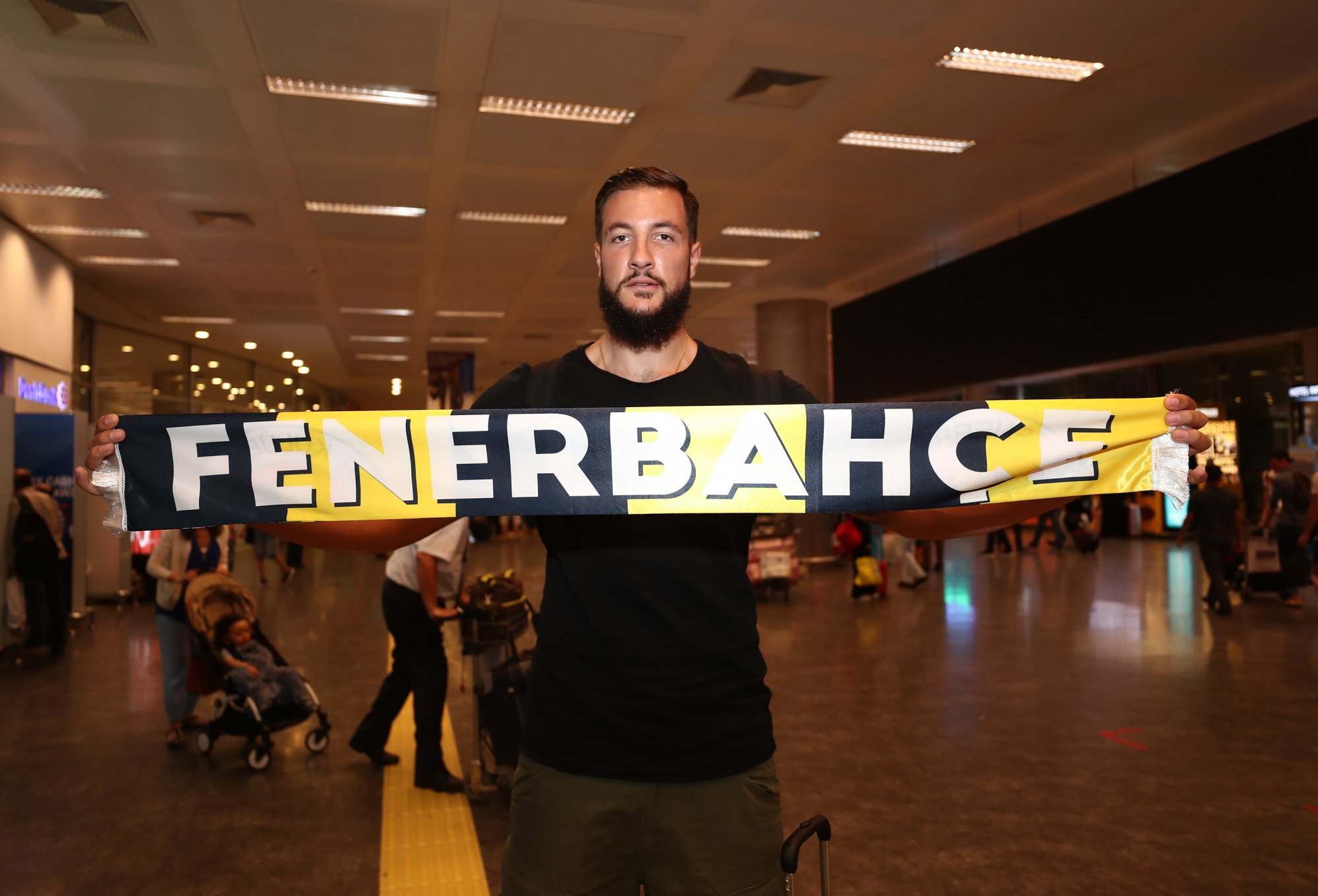 Fenerbahce hlási veľkú posilu, z NBA prichádza francúzsky reprezentant Lauvergne