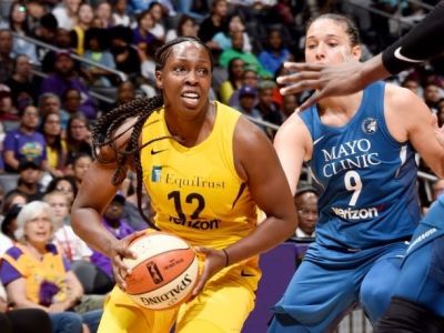 Sparks v prvom kole play off WNBA vyradili obhajkyne titulu Lynx