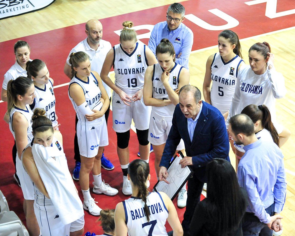 Peter Kováčik legionárku v reprezentácii nechce, nepočíta ani s Růžičkovou