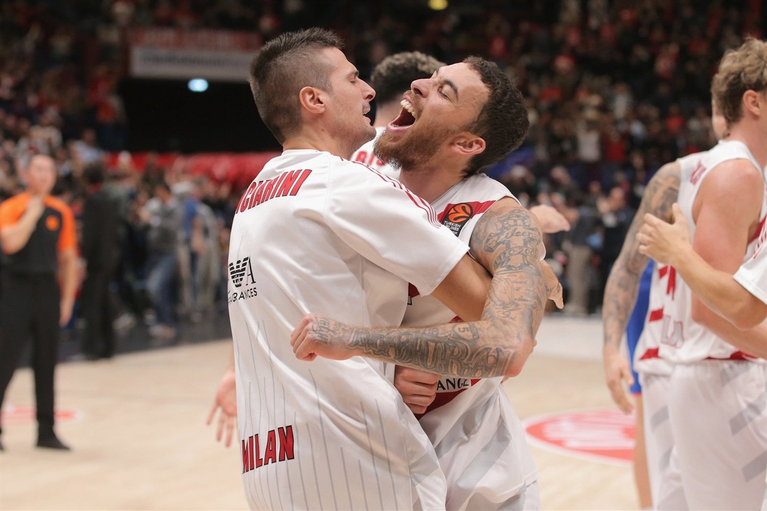 Hráči Olimpie Miláno porazili Anadolu Efes o jeden bod