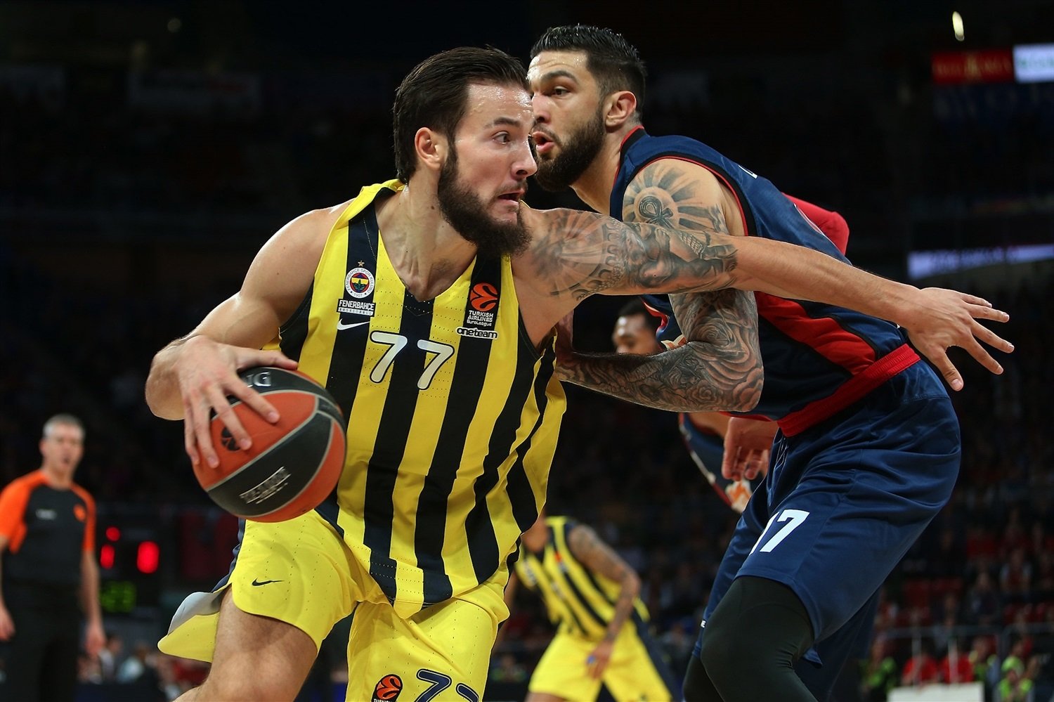 Fenerbahce vyhralo na pôde Baskonie o dva body