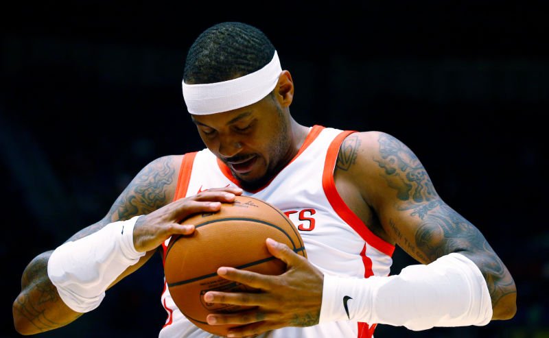 Hviezdneho Anthonyho nechce po Oklahome ani Houston
