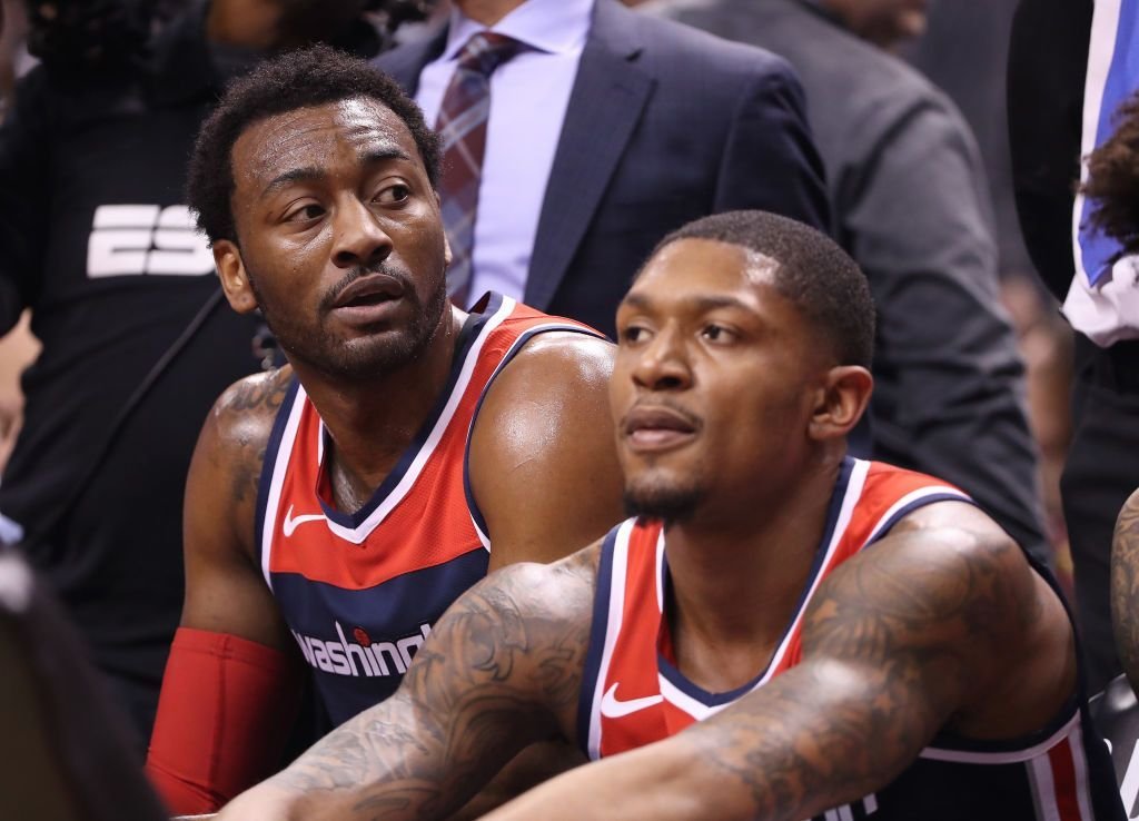 Chceli vybudovať tím na titul v NBA, miesto toho majú bordel