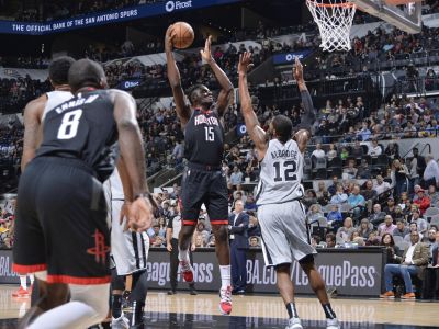 VIDEO: Houston zdolal San Antonio, víťazstvo Denveru