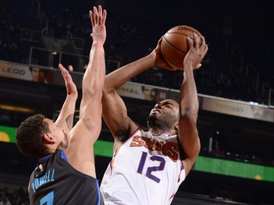 VIDEO: Suns zdolali Mavericks a pripísali si piatu výhru v sezóne