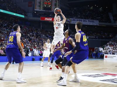 Vo futbale dostali výprask, teraz im to oplatili v basketbale. Real vybavil Barcelonu už v prvom polčase