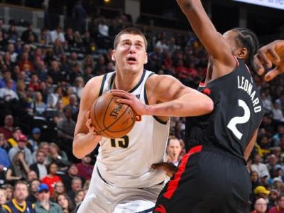 VIDEO: Súboj lídrov konferencií pre Denver, 144 bodov Brooklynu do koša Atlanty
