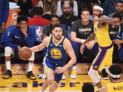 VIDEO: Golden State s víťazstvom nad LA Lakers, 44 bodov Thompsona za 27 minút