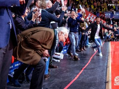 Zápas roka! Futbalisti Bayernu Mníchov boli celí bez seba, 77-ročný politik oslavoval ako malý chlapec