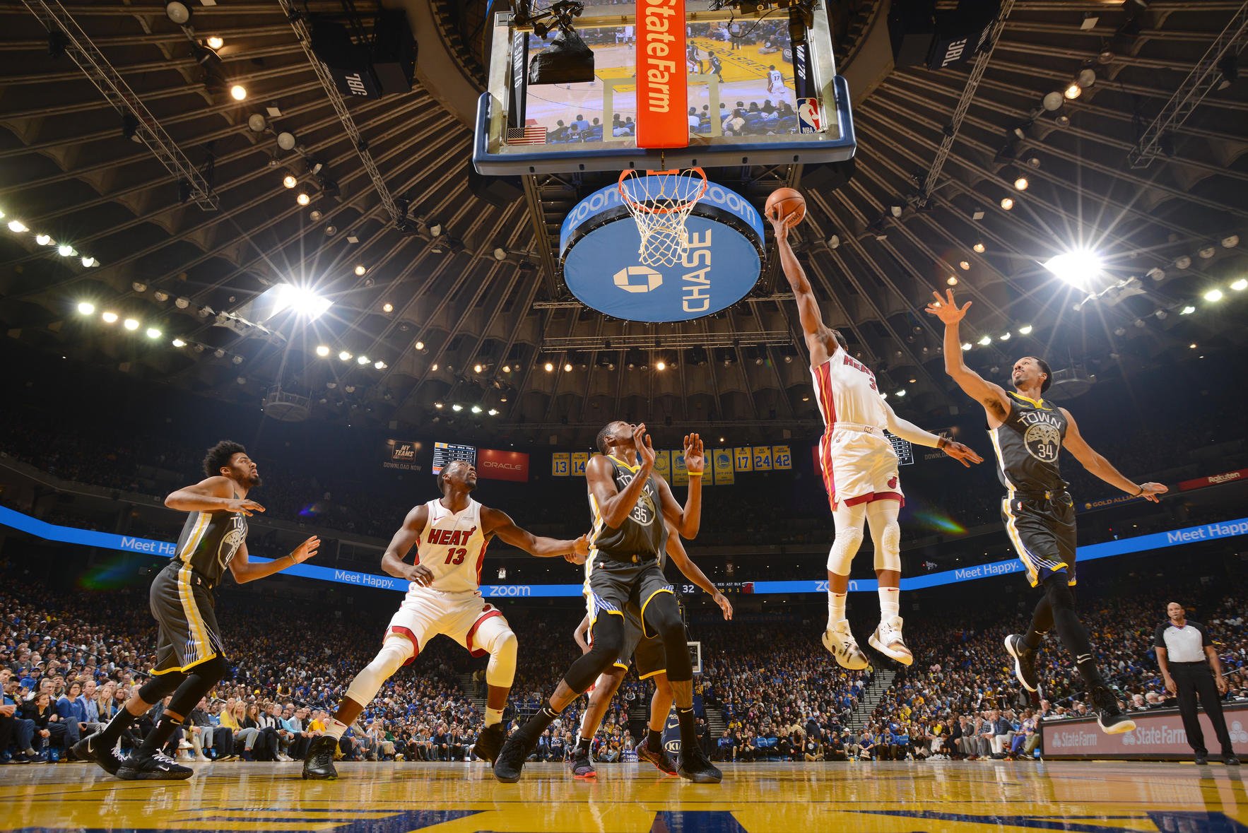 VIDEO: Golden State v závere otočili zápas a získali štyridsiate víťasztvo