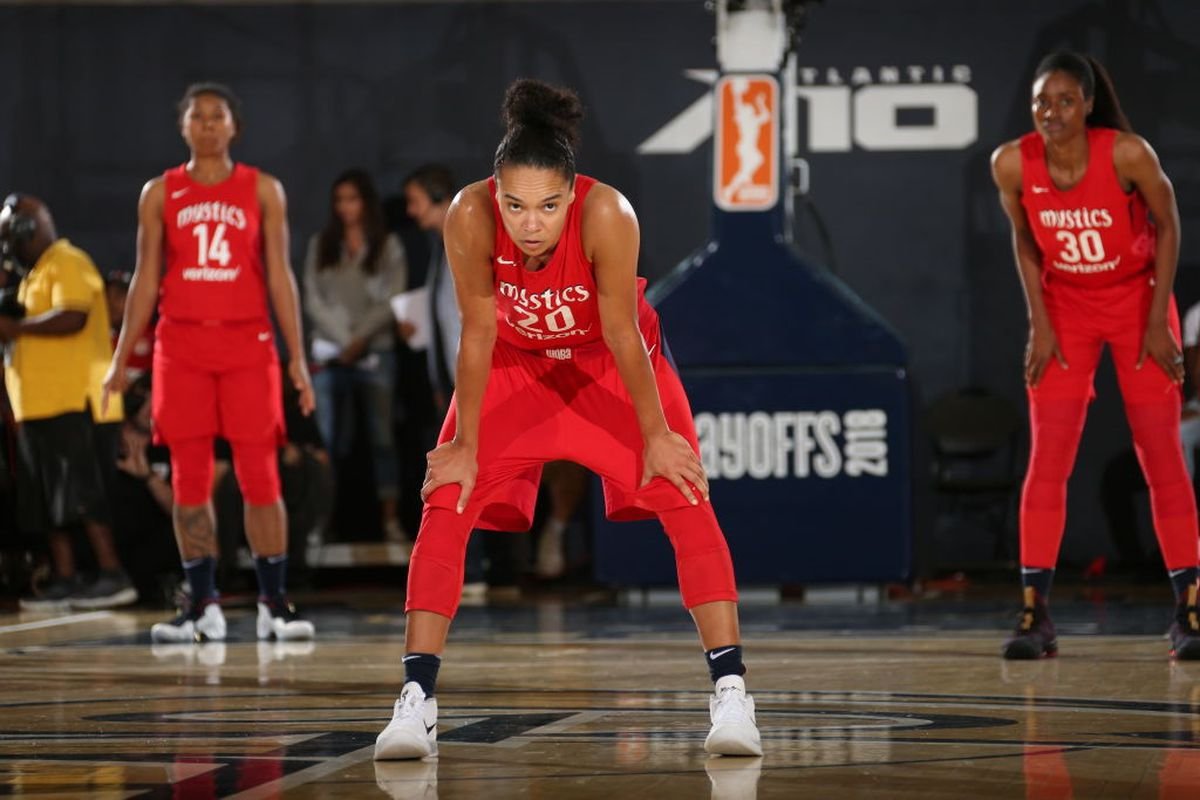 Washington uspel v Atlante, Toliverová so 17 bodmi