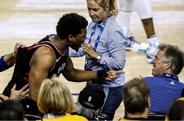 Finále NBA má svoj škandál. Spolumajiteľ Warriors zaútočil na Lowryho