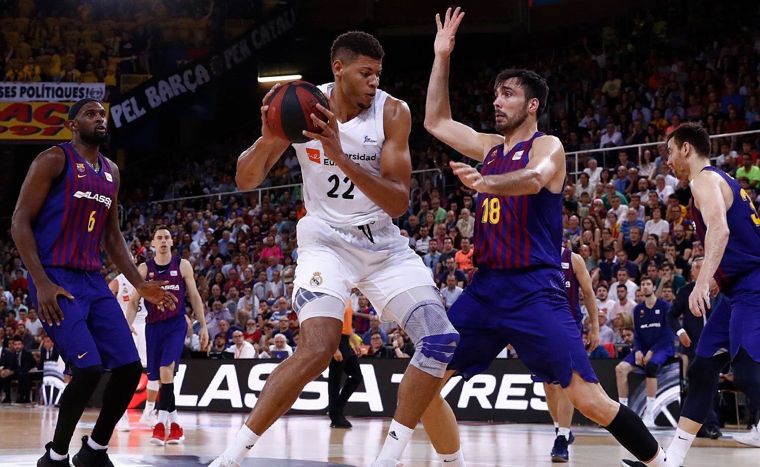 Najlepší euroligový obranca dostal zmluvu, o akej môžu mnohí basketbalisti len snívať
